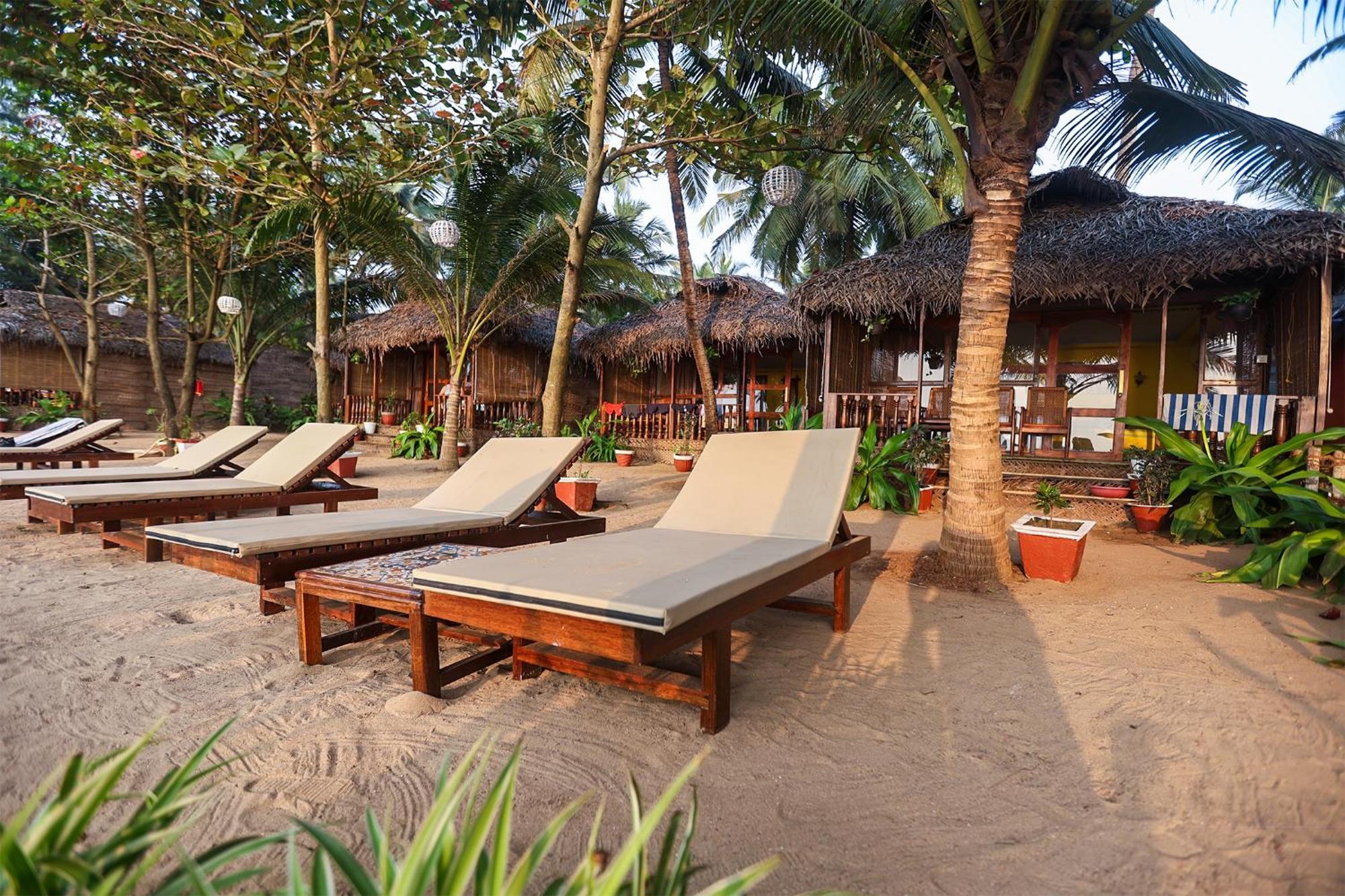 Mariposa Beach Grove Агонда Экстерьер фото